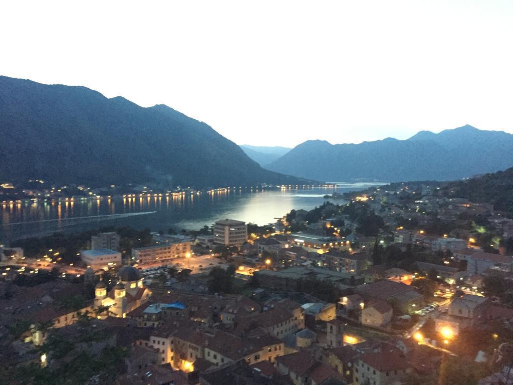 Apartment IV Kotor Eksteriør bilde